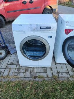 Kondenzační sušička AEG se zárukou..