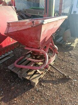 500L Rozmetadlo LELY