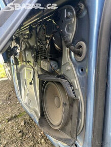 Polo 9n 9n3 stahovačka levá přední