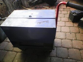 skřinka na nařadi TONA