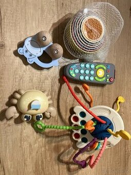 Mix hraček 0-2 roky