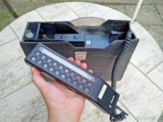 Mobilní telefony pro sběratele - rarity - PRVNÍ PHILIPS 1981