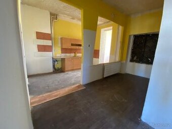 Pronajmu 3+1 Na Pískách Děčín - 1