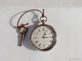 Kapesní hodinky, klíčkové