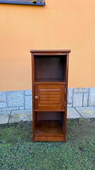 Dřevěná skříňka