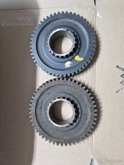 Hnane kolo vývodoveho hřídele crystal