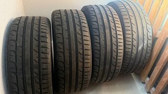 Letni pneu Kormoran 245/45/18