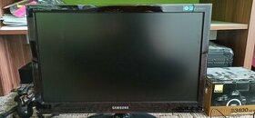 Samsung SyncMaster P2250 - LCD monitor 22" FullHD