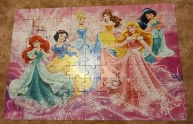 velké puzzle s princeznami 100 dílků