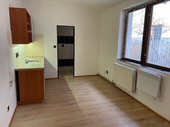 Pronájem garsonky ve Dvoře Králové nad Labem