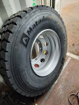Pneu Matador 315/80 R22,5