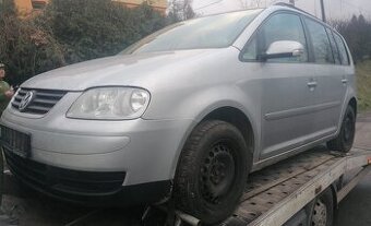 ND z VW Touran 1896.cm3 77.kw nafta r.v.2006 (K25)