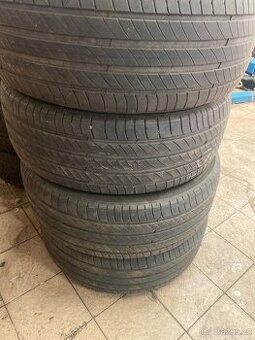 Pneu 205 55 r17