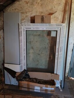 Plastove okno 70x114 cm