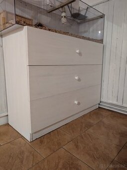 Komoda velká