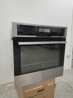 Trouba Electrolux - 1
