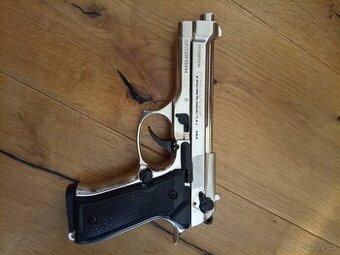Flobert Beretta 92