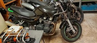 Kawasaki zr7