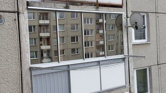 Zasklení lodžie - zatmavená skla - 1