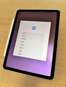 Jako nový Apple iPad Air (2022) 64 GB