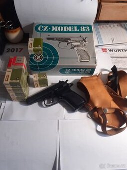 Pistole CZ 83