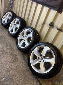 Alu kola 5x112 r17 Škoda- zánovní pneu