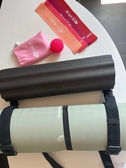 Podložka na jógu/pilates, fasciální válec, fitness gumy
