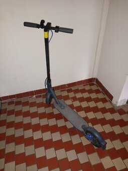 Elektricka koloběžka Sencor