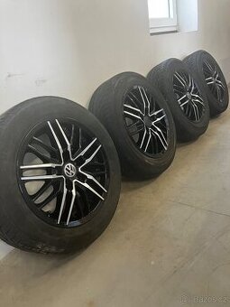 Alutec Germany R15 5x100 + letní pneu Uniroyal