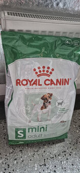 Prodám granule Royal Canin Dog Mini Adult 8 kg