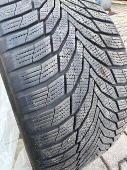 Zimní pneu 2ks 275/35 R19 100W NEXEN WINGUARD SPORT 2 XL TL