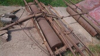 3x hladké polní / luční válce celková šířka cca 360