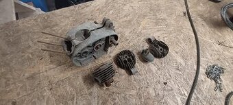 Stadion S11, krátery ,hlavy a válec