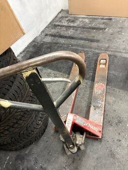 Paletovy vozik, paletak Belet