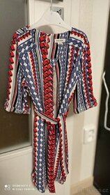 Dívčí šaty River Island