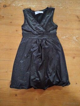 Dívčí třpytivé šaty velikost 128/134