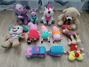 mix plyšáků hráči medvídek a jednorožec