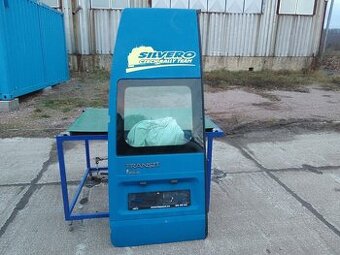 Zadní prosklené dveře na Ford Transit