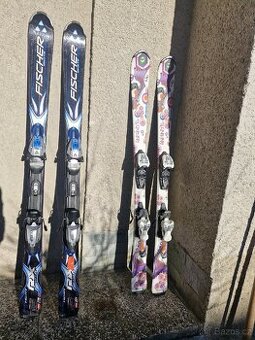 lyže a lyžařské boty