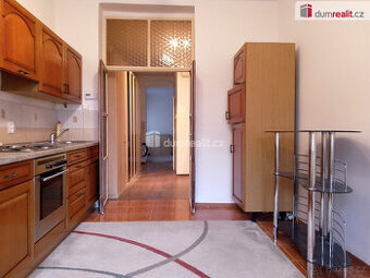 Pronájem bytu 1+1, 37 m2, ulice Petřín, Karlovy Vary