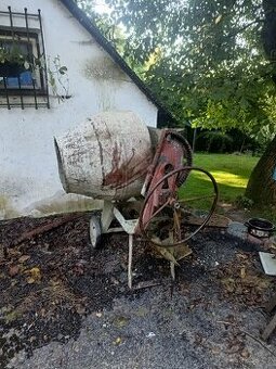 Stavební míchačka