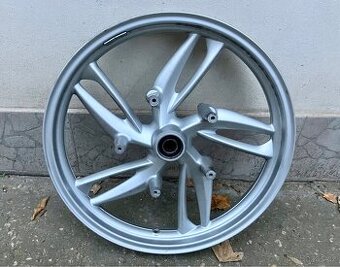 Přední kolo BMW 1200 GS