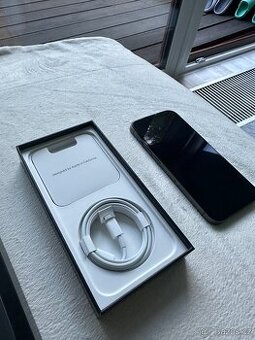 iPhone 3 ro 128 GB Graphite tv jako nový