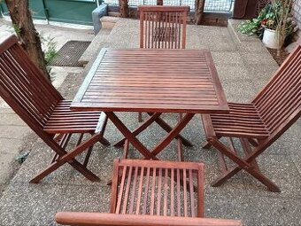 Zahradní nábytek z teaku