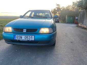 SEAT CORDOBA 1.4MPI 150tis km 1997 2. Majitel