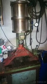 Vzduchový lis - výkresová dokumentace