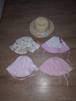Dívčí letní kloboučky vel. 1-2 roky