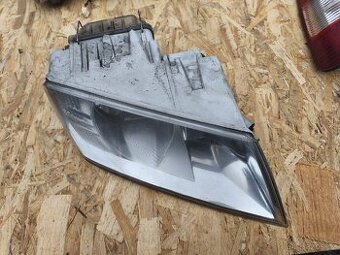 Škoda Octavia světlo pravé