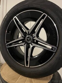 Original letni alu Mercedes EQC n293 AMG r19 90-95%
