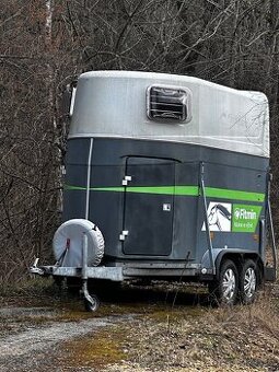 Prodám přívěs na 2 kone